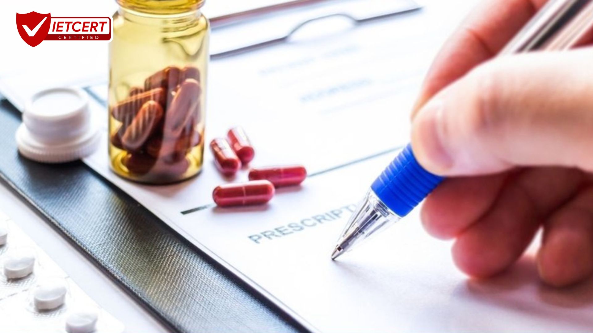Thuốc không kê đơn (OTC) và FDA