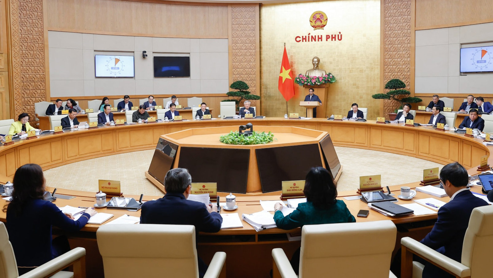Các mặt hàng bị siết chặt quản lý theo nghị định mới